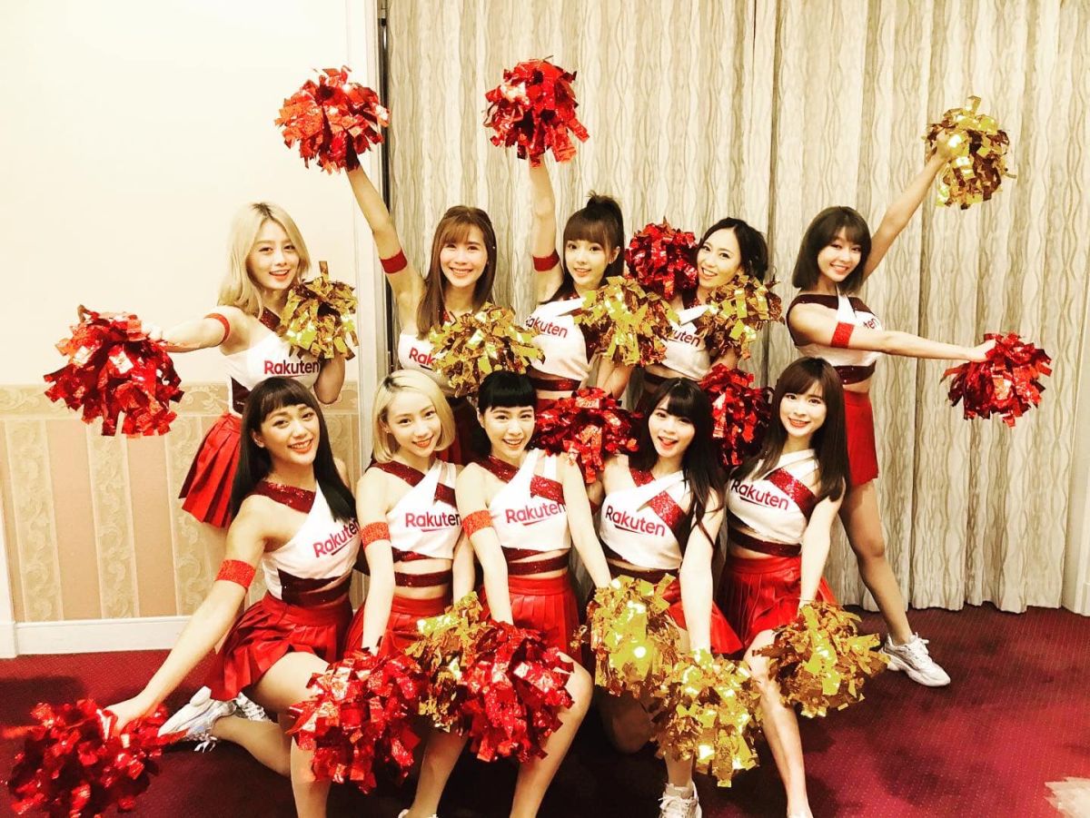 Rakuten Girls東京熱舞四射 日本人直呼地表最正。（Rakuten桃猿提供）