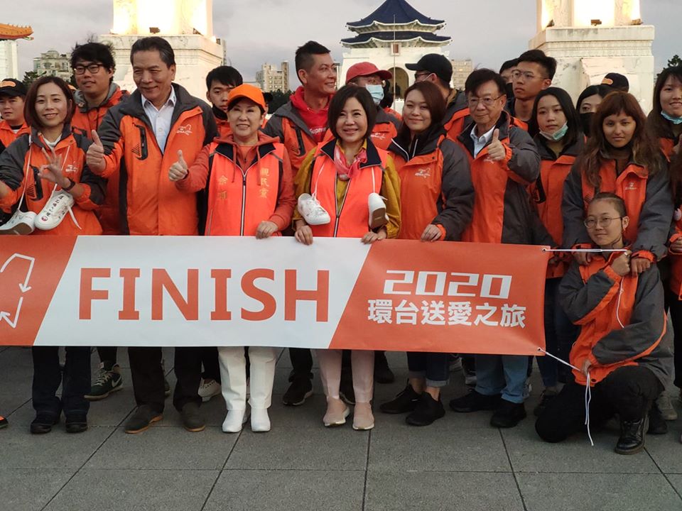 ▲親民黨環台送愛之旅28日抵達台北。（圖／記者呂炯昌攝, 2019.12.28）