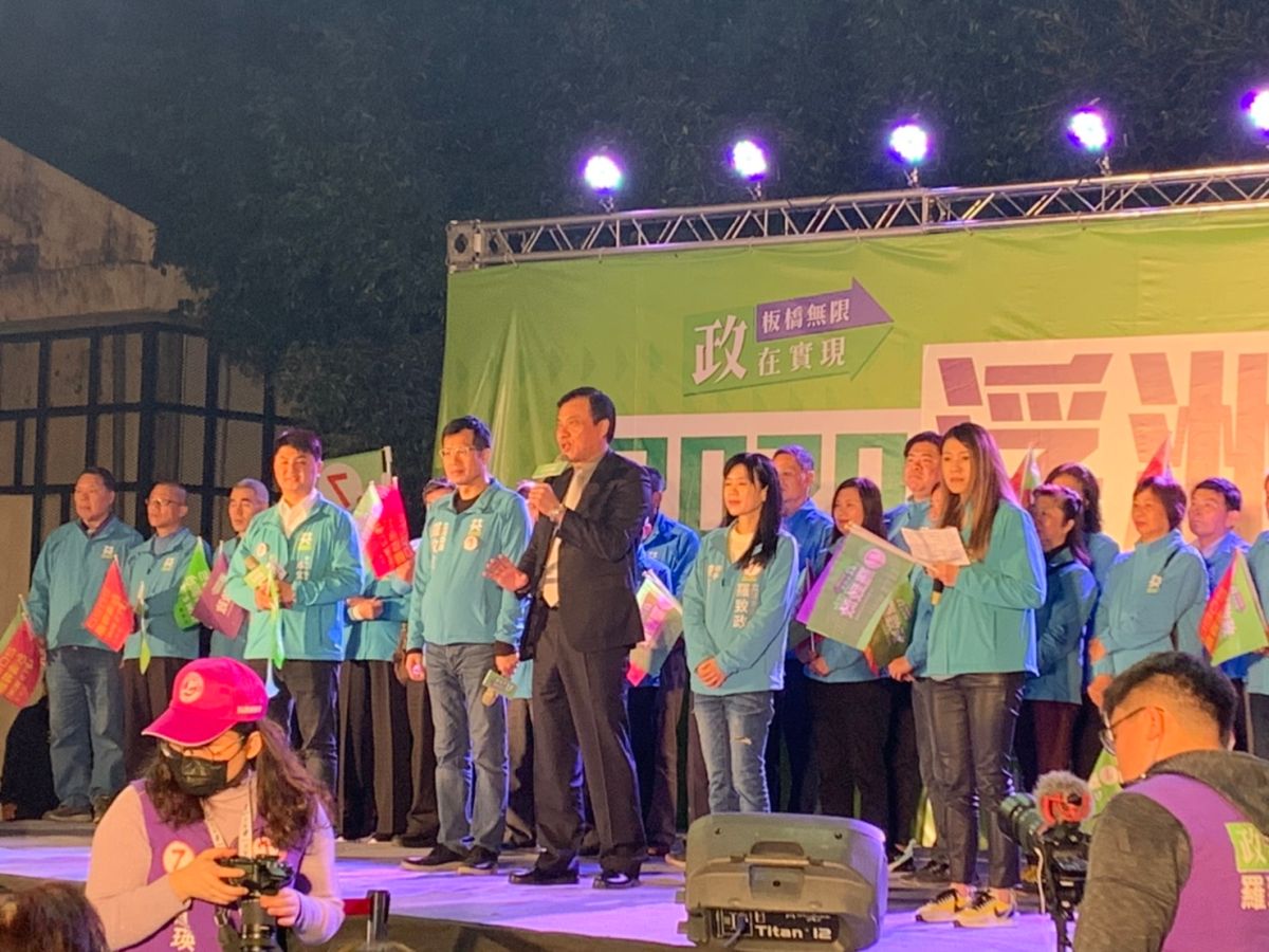 ▲立法院長蘇嘉全今（28）晚出席立委候選人羅致政的浮洲造勢晚會。（圖／記者宋原彰攝，2019.12.28）