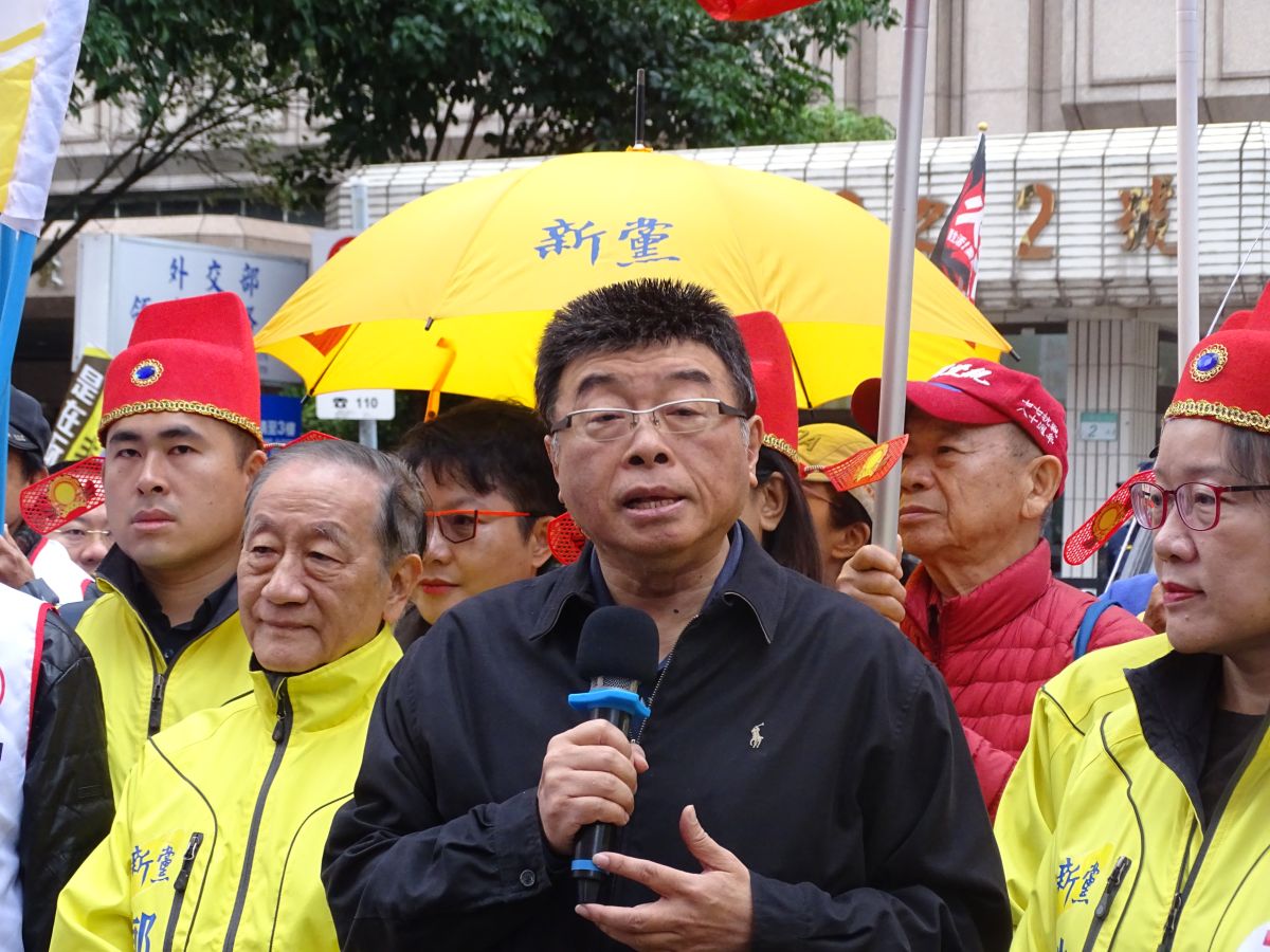 ▲新黨不分區立委候選人邱毅表示，如果明年蔡英文總統敗選，就會利用反滲透法整肅異己，甚至宣布戒嚴，拒絕交出政權。（圖／記者呂炯昌攝, 2019.12.31）