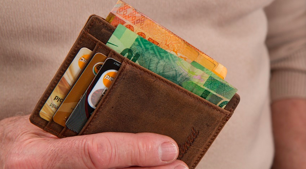 ▲你的皮夾是長夾還是短夾呢？（示意圖／取自pixabay）