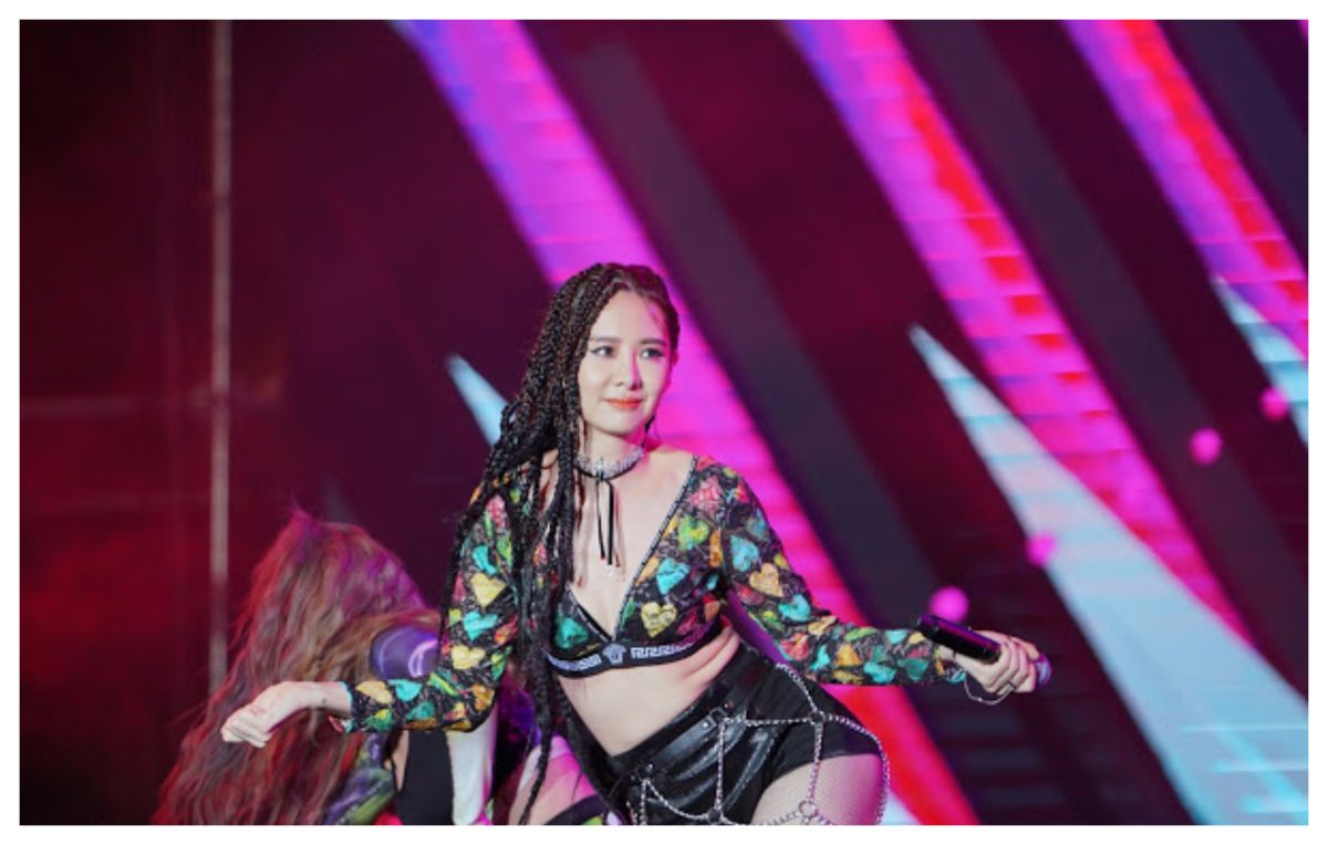 ▲安心亞「乳波激噴」超火辣。（圖／中天）