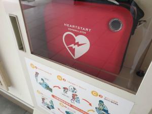 ▲若能在黃金時間內使用 AED 與施行 CPR，能有效大幅提高猝死搶救的成功率。（圖／NOWnews資料照片）