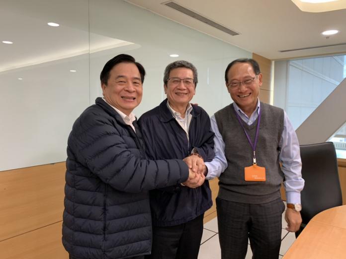▲北捷董事長李文宗(中)遭議員爆料,將北捷北投會館的學員宿舍改造為個人官邸,裝修與傢俱等費用甚至水電費,全部使用公帑。(圖/NOWnews資料照片)