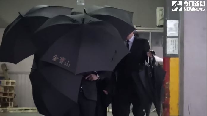 喪葬文化中的黑傘。（圖／NOWnews資料圖）
