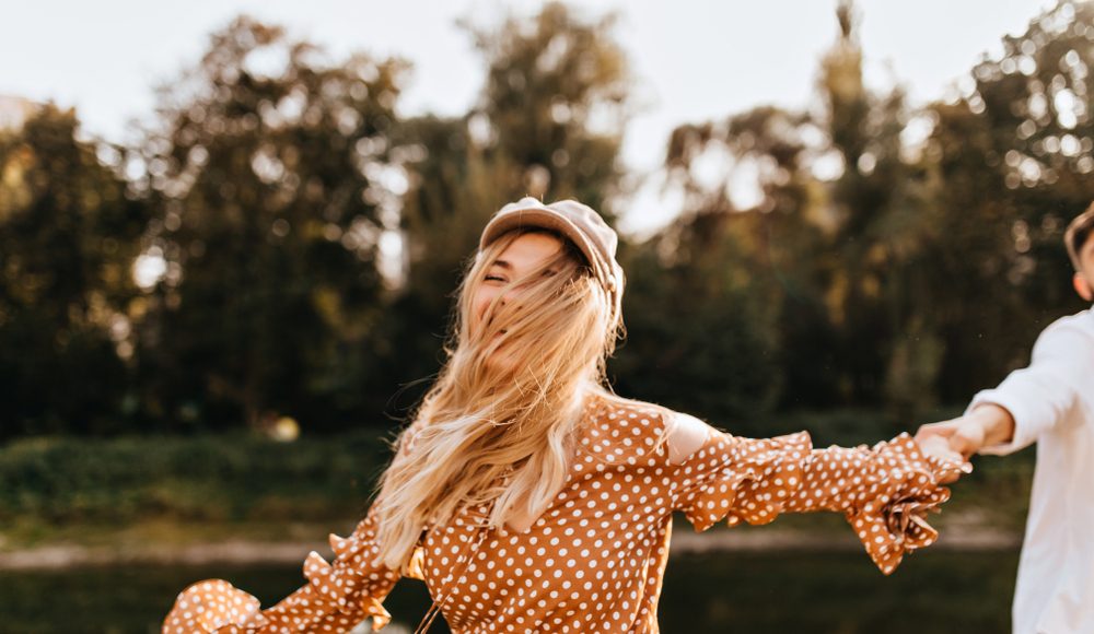  ▲沒為自我決然堅守過，你就永遠不知道路的盡頭有多豐厚的禮物。（圖／Shutterstock）