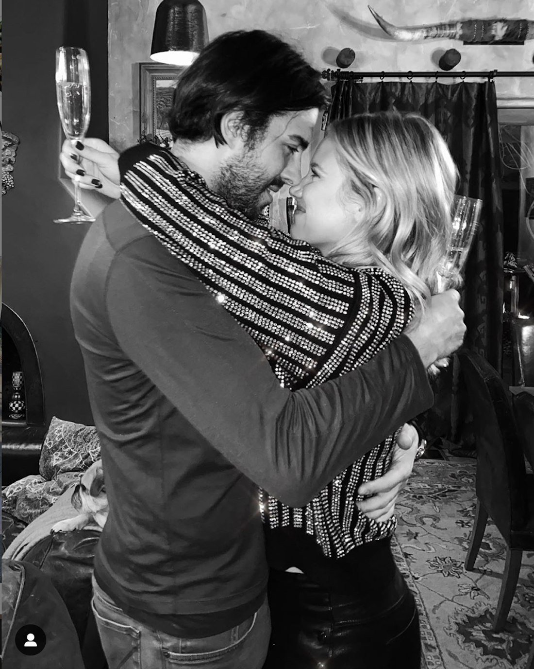 知名主持人Kristine Leahy在IG曬恩愛。（圖／取自Kristine Leahy IG）