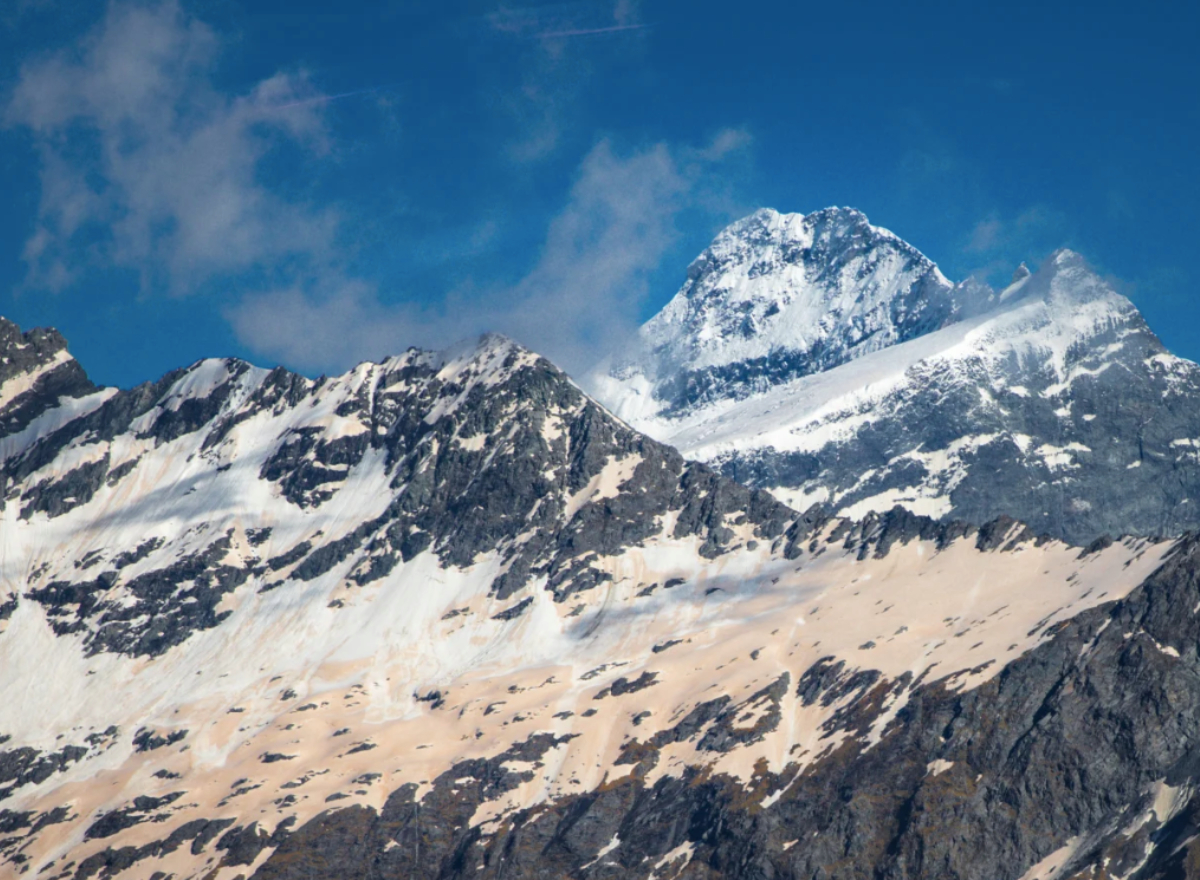 ▲攝影師捕捉到紐西蘭的冰川「變色」。（圖／翻攝自 Gizmodo ／Elizabeth Carlson 攝）