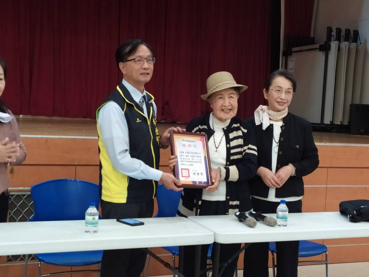 ▲彰化市長林世賢感謝大通電子公司捐助春節慰問金，讓弱勢家庭能得到實質的補助，同時也感受到企業的溫暖送愛。（圖／記者葉靜美攝，2020.01.06）