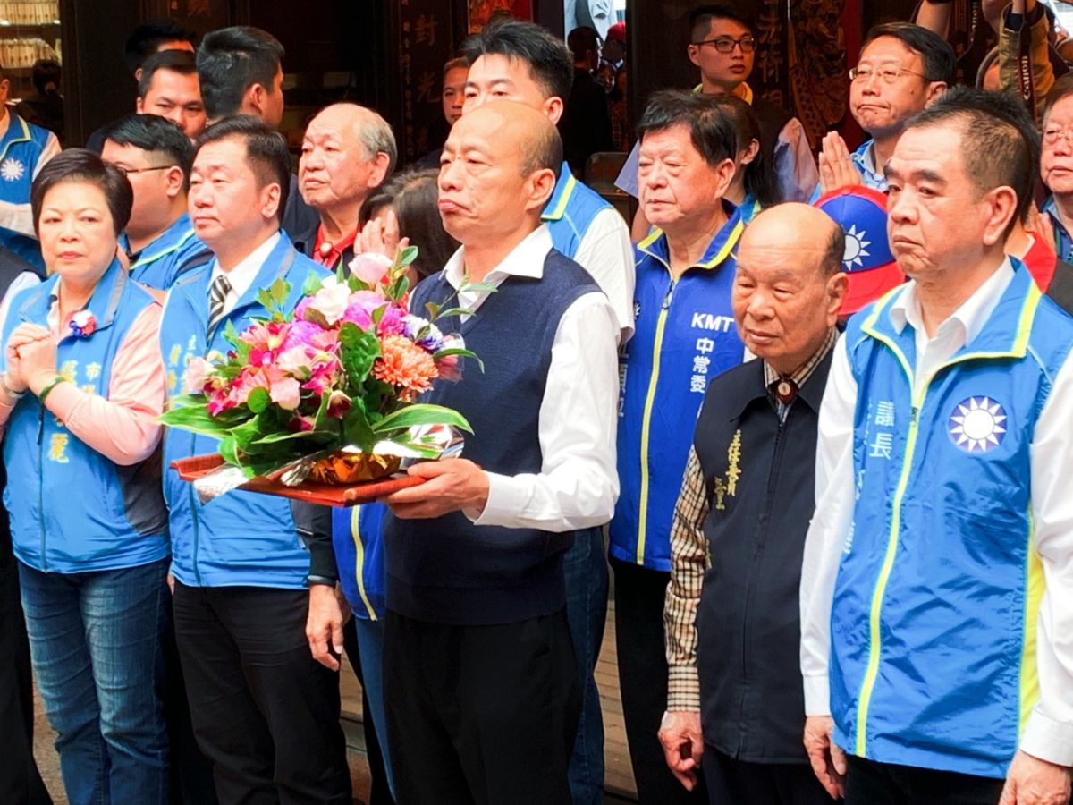 ▲國民黨總統候選人韓國瑜今（7）參拜基隆廟宇日並輔選立委候選人宋瑋莉。（圖／記者宋原彰攝，2020.01.07）