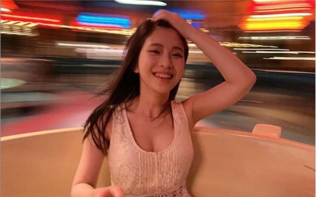 ▲ 雞排妹露齒大笑。（圖／翻攝IG） 

 