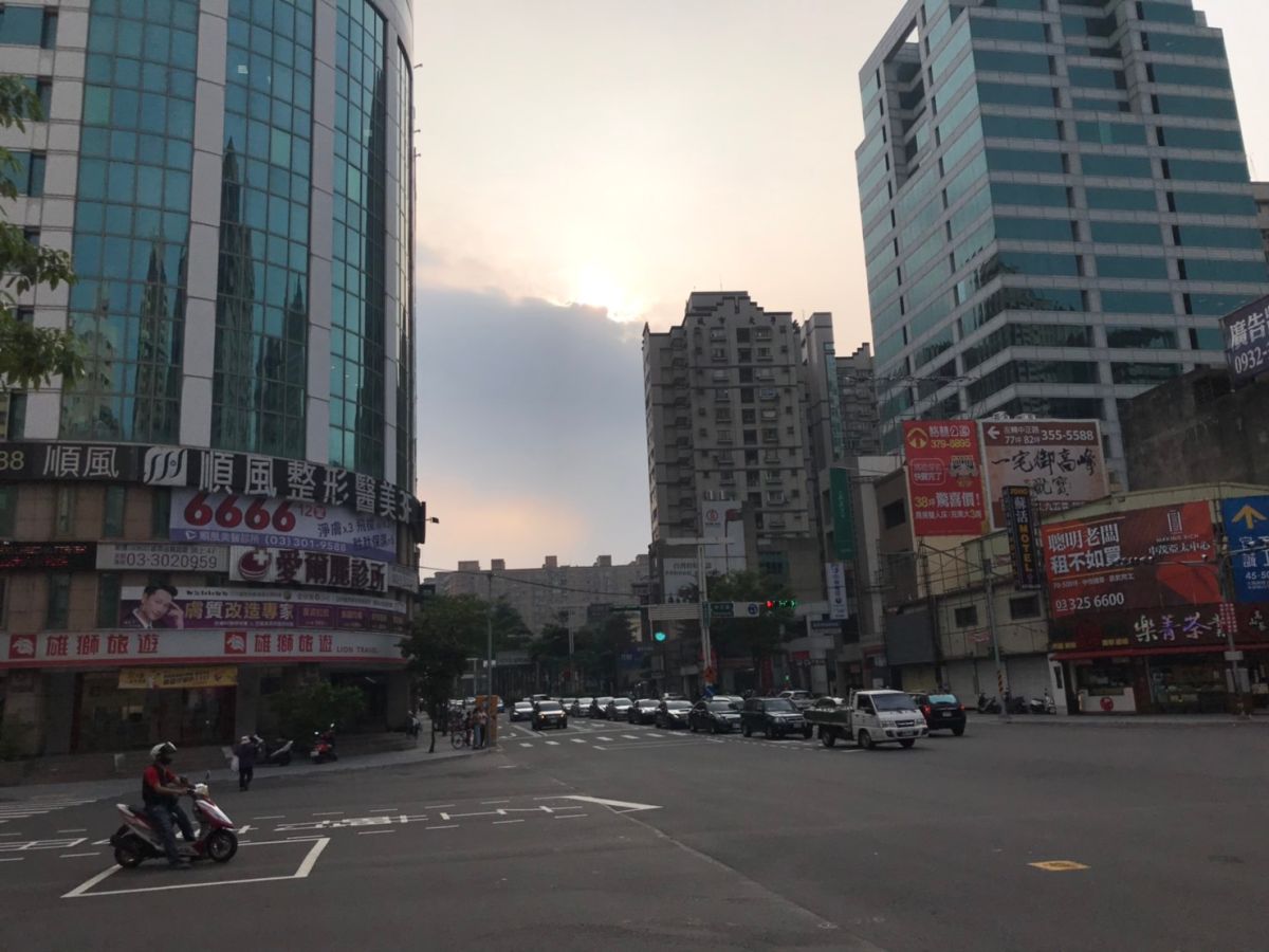 ▲桃園中正藝文特區住戶以高資產或中高階經理人居多，健身房和醫美診所搶商機而林立。（圖／信義房屋提供）