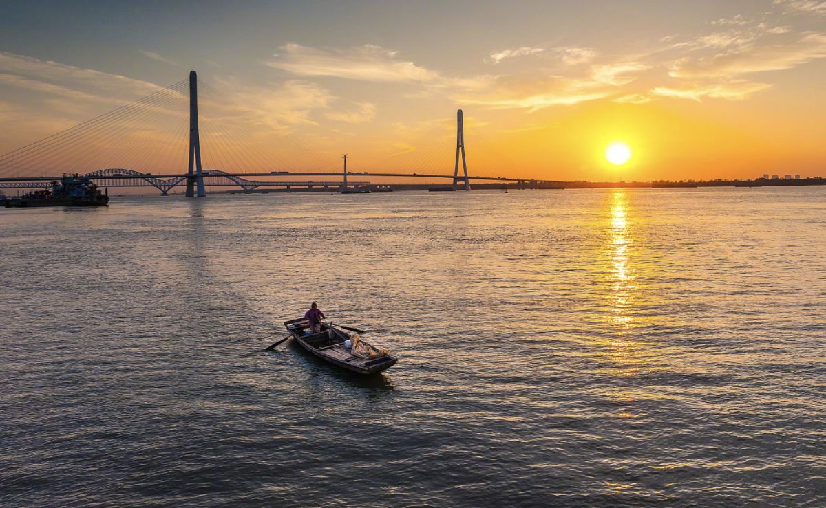 ▲據中國媒體報導，往年此時進入汛期的長江流域卻陷入旱象，波及耕地逾900萬畝。示意圖。（圖／翻攝人民日報）