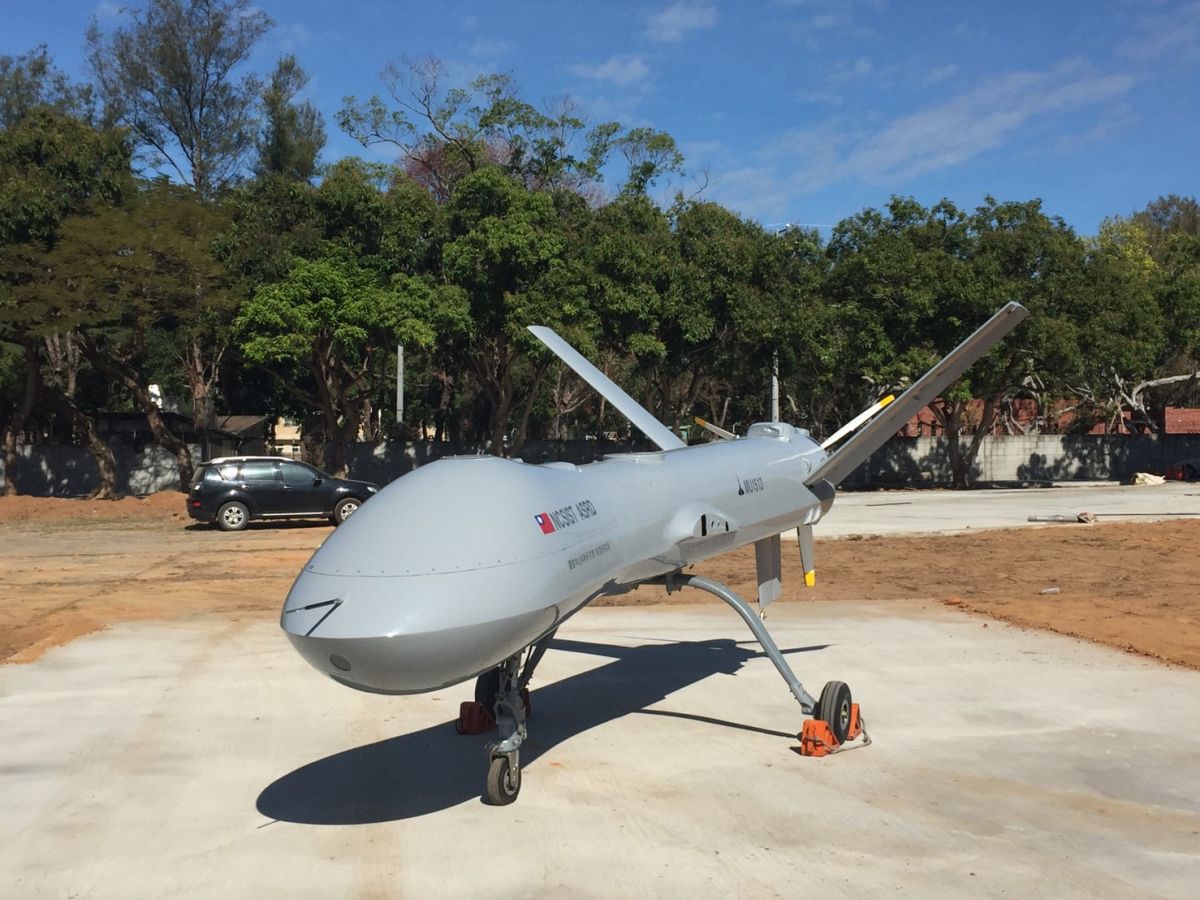 ▲2020台灣燈會軍事燈區，進駐大型無人機。 (圖／市政府提供2020.1.8)