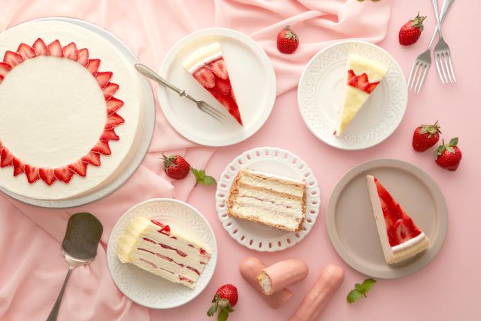 ▲知名美國品牌千層蛋糕店也將在10日推出5款草莓蛋糕，不只要搶攻嗜甜者的胃，也預計在社群媒體版面上引爆話題。（圖／業者提供）
