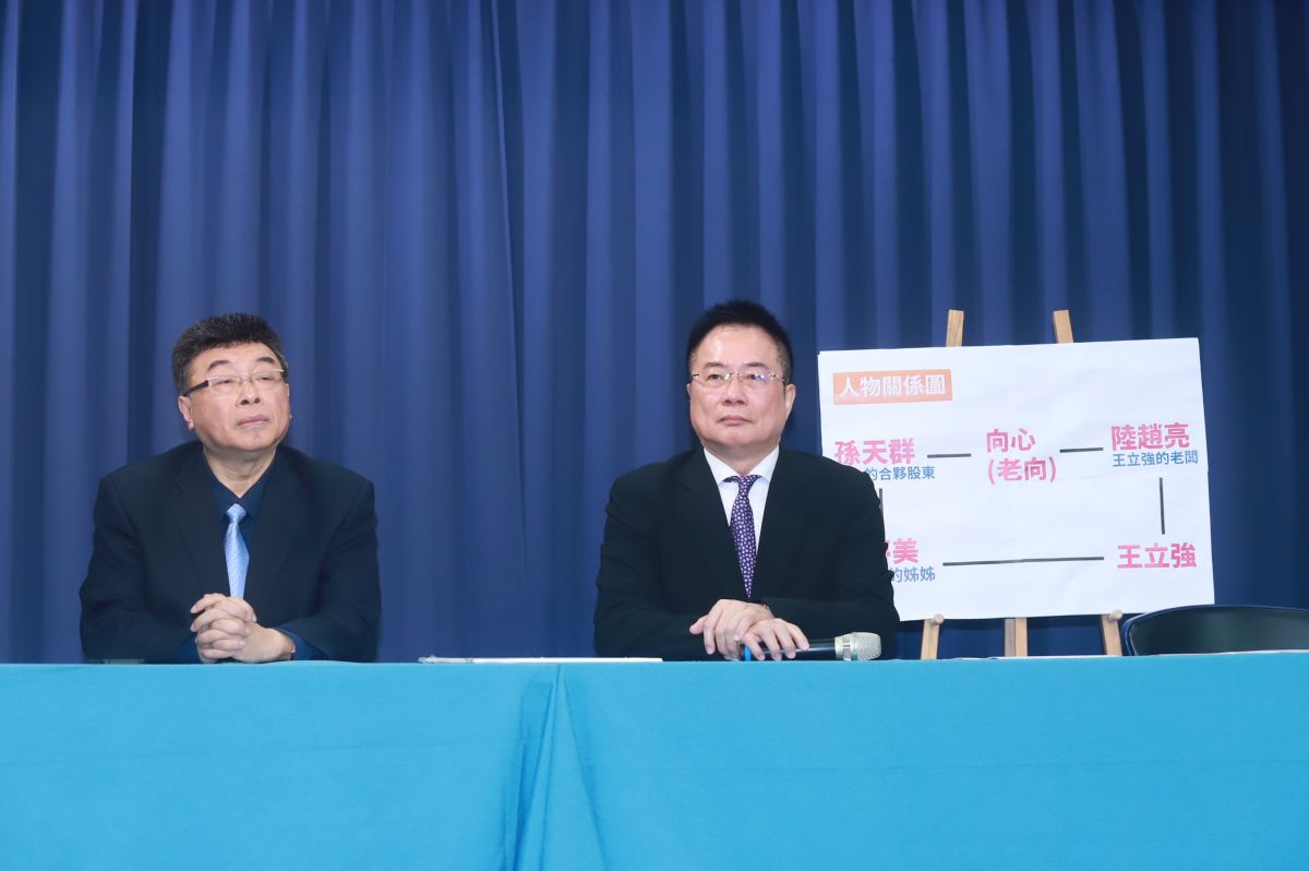 國民黨義務副祕書長蔡正元9日公布他與「假共諜」王立強的完整4分鐘視訊對話。（圖 / 記者葉政勳攝）