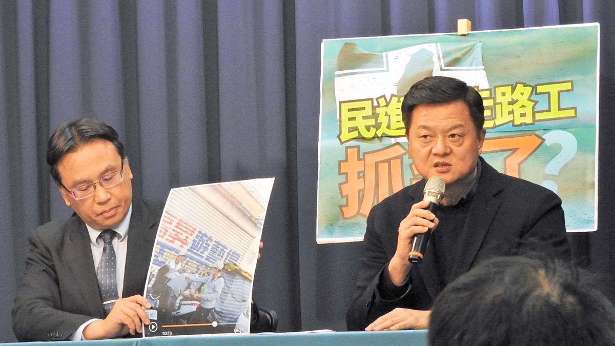 韓國瑜競選辦公室副總幹事周錫瑋。 ( 圖 / 記者陳弘志攝 )