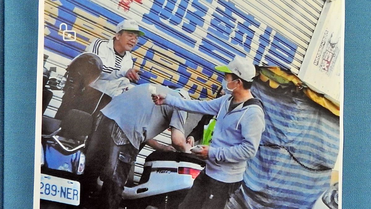 國民黨9日公布疑似「抓到民進黨走路工」畫面。( 圖 / 國民黨提供 )