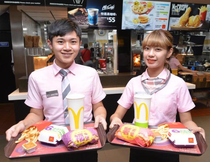 ▲台灣麥當勞宣布，將從15日開始，調漲麥克雞塊和兩款套餐的搭配價，不過與此同時，也調降了兩款漢堡價格各5元。（圖／台灣麥當勞提供）