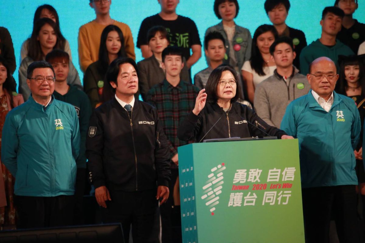 ▲現任總統蔡英文昨晚舉辦選前之夜，大批民眾到場力挺。（圖／記者劉育辰攝）