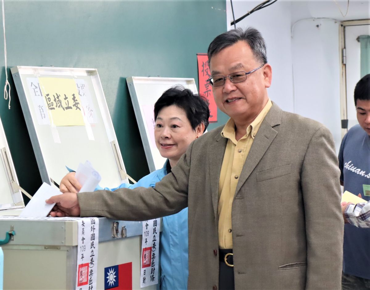 ▲澎湖119個投開票秩序相當良好，平均花不到2分鐘就完成投票。（圖／記者張塵攝，2020.01.11）