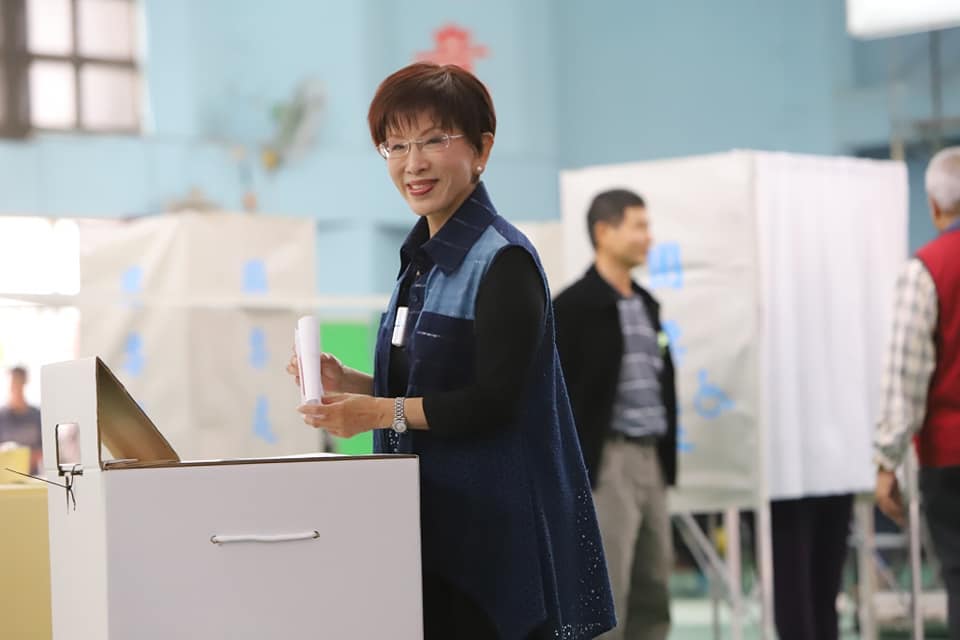 ▲競選台南市第 6 選區立委失利，洪秀柱稍早自行宣布敗選。（圖／洪秀柱競選團隊提供）