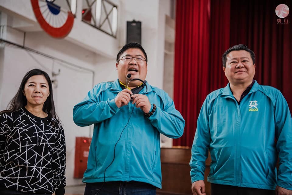 ▲民進黨立委蔡易餘提案，要將兩岸人民關係條例中「國家統一為最終目標」等文字刪除，國民黨立委林為洲則要相關委員會的召委排案審查，否則就是打假球。（圖／翻攝自臉書）