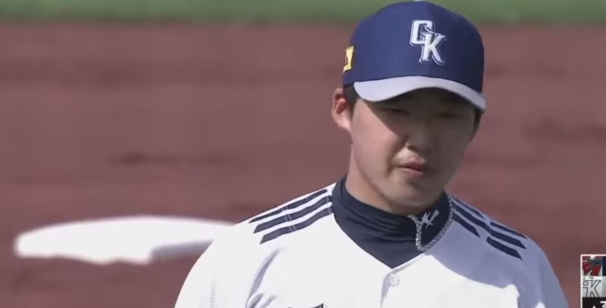 韓國投手丟人後還吐口水。（取自網路）