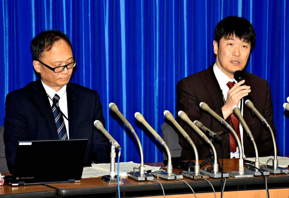 ▲中國籍男子確診為武漢新型肺炎後，日本厚勞省已於 16 日召開記者會等相關會議，解說並研議防疫措施。（圖／美聯社／達志影像）