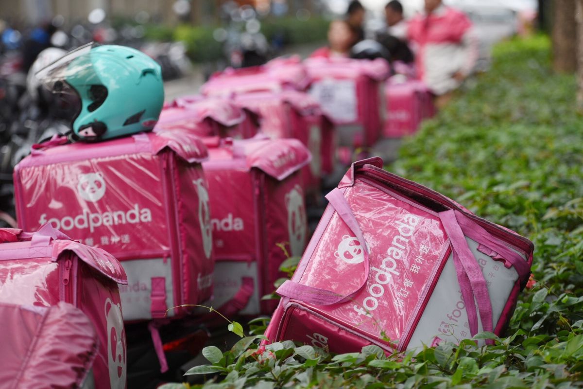 ▲一名女外送員日前在半夜送餐遇到變態客人，網見狀也超傻眼。（圖／記者陳明安攝）