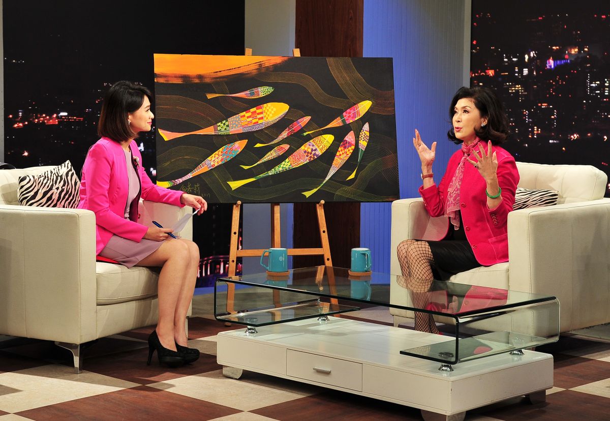 ▲侯乃榕專訪白嘉莉。（圖／台視）