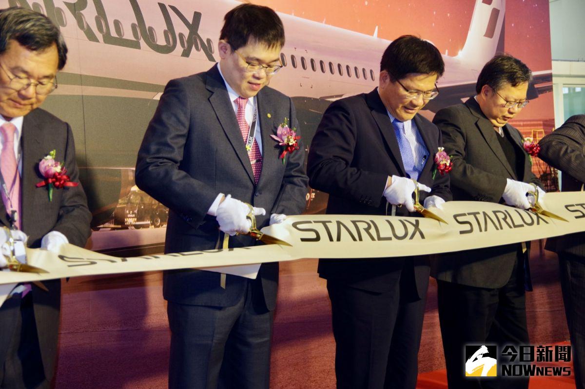 ▲針對國籍航空公司A330機型降落松山機場時險衝出跑道，星宇航空董事長張國煒在臉書留言在查明原因前，應先禁飛松山機場。（圖／資料照，記者陳致宇攝）