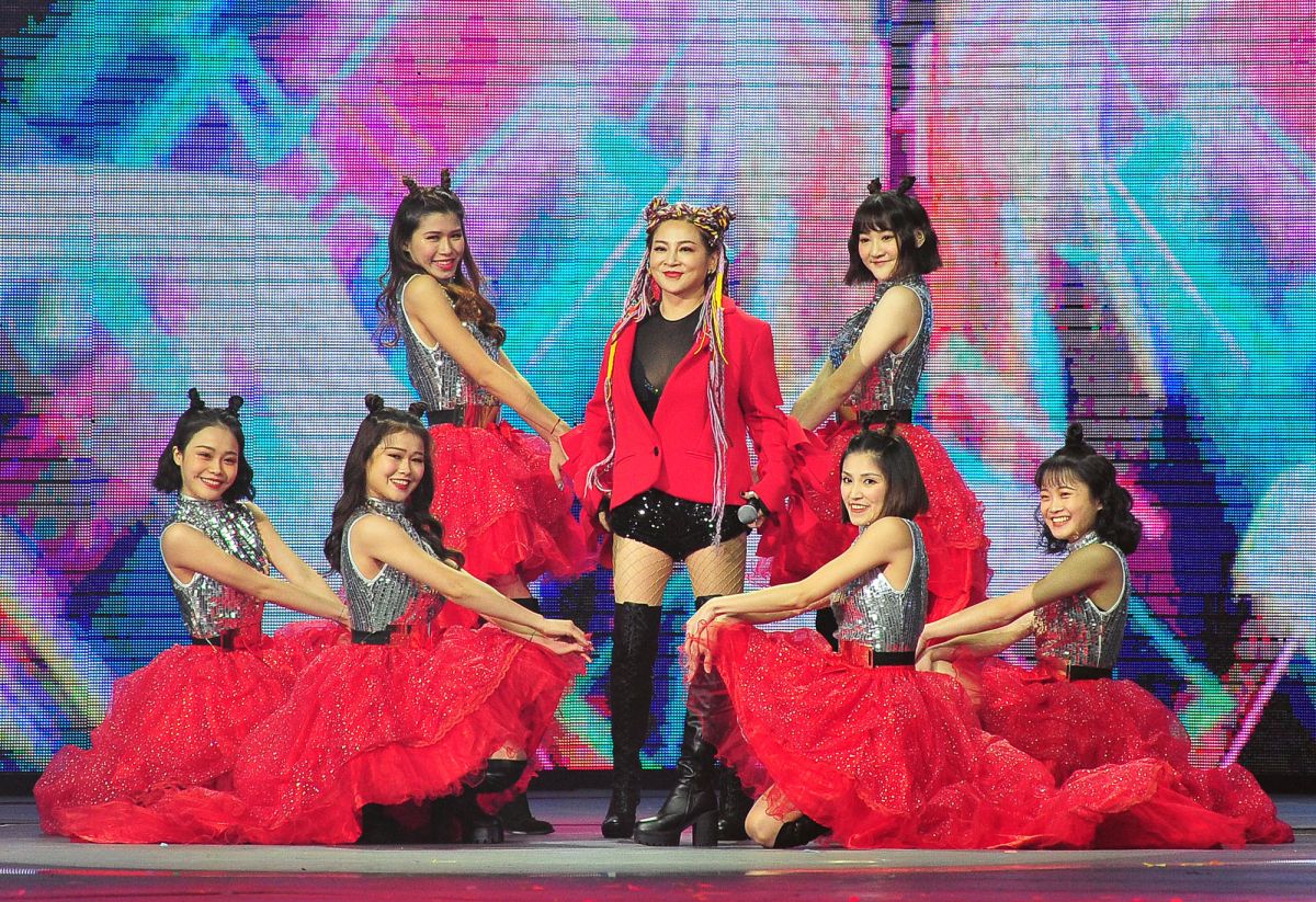 ▲王彩樺火辣登場。（圖／台視）