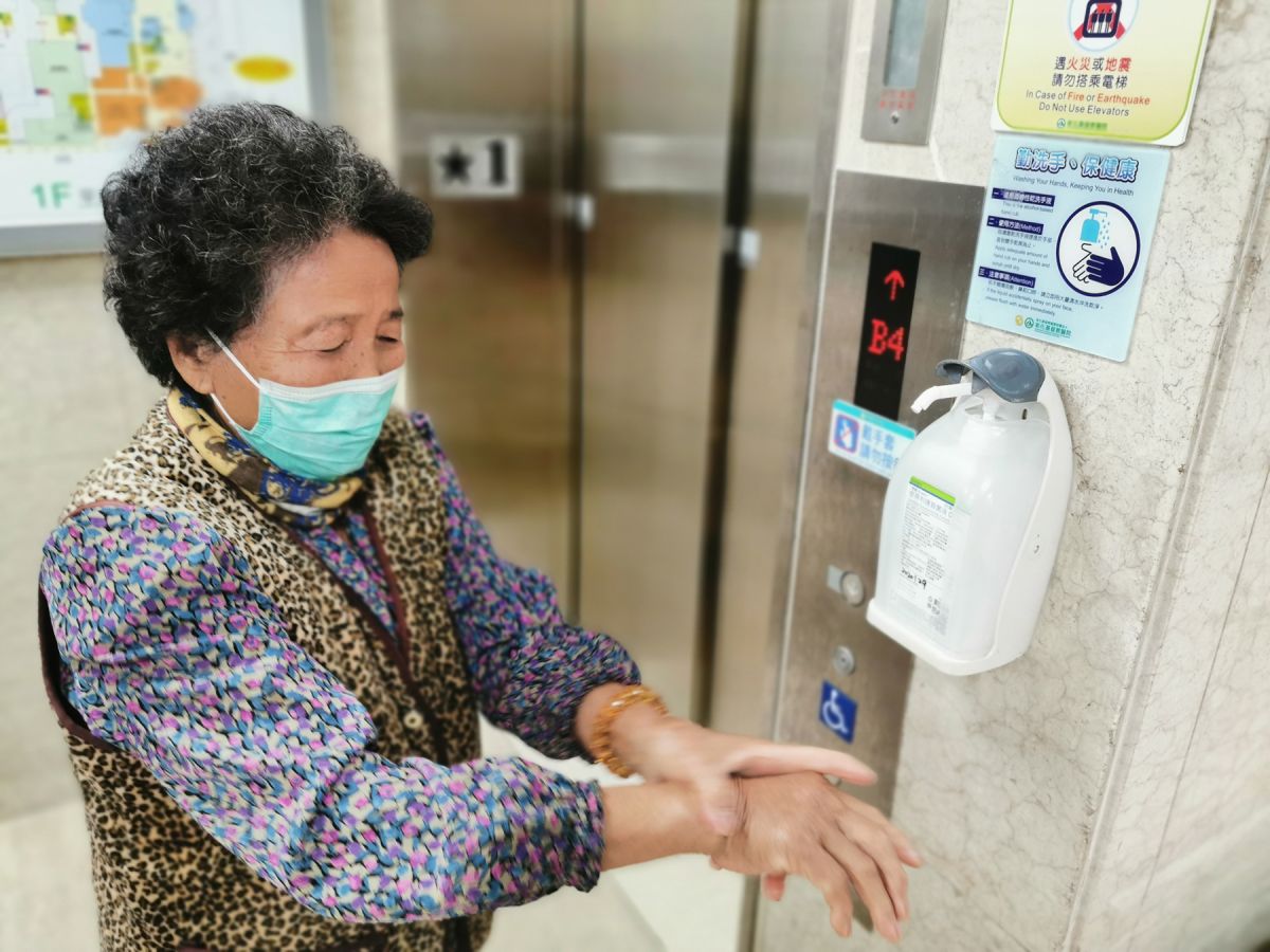 ▲酒精乾洗手。（示意圖／記者陳雅芳翻攝，2020.01.29）
