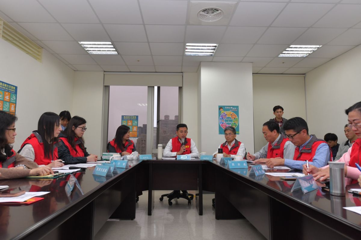 ▲新竹市政府二十九日宣布明日起第一線公務同仁將配戴口罩，市轄室內公共館舍也將配備乾洗手，並取消開工的走動式拜年行程。(圖/記者金祐妤攝，2020.1.29)