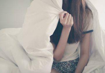 生理痛讓多數的女性朋友感到困擾。(圖/ Pixabay ) ▲生理痛讓多數的女性朋友感到困擾。(圖/ Pixabay )