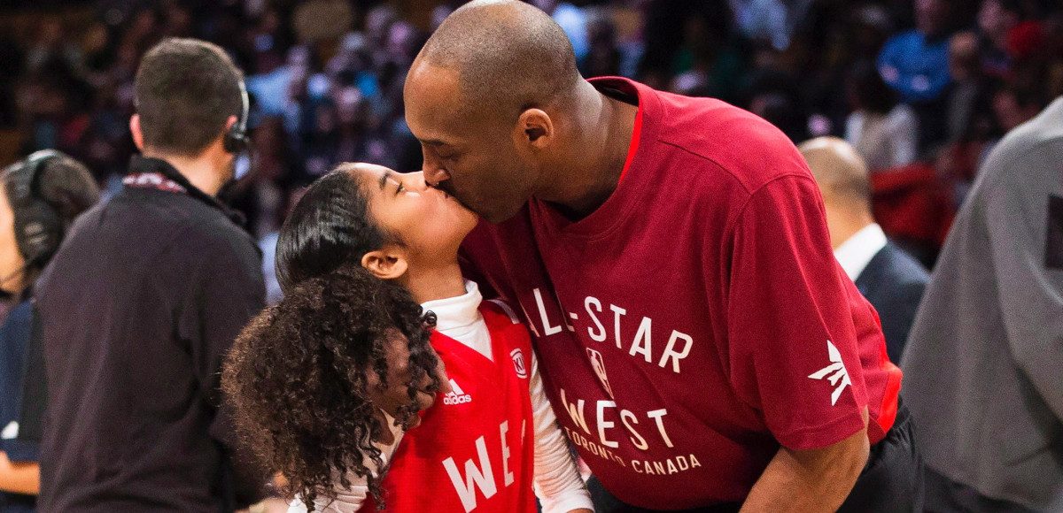 ▲柯比布萊恩對籃球愛很深。（圖／取自BI）