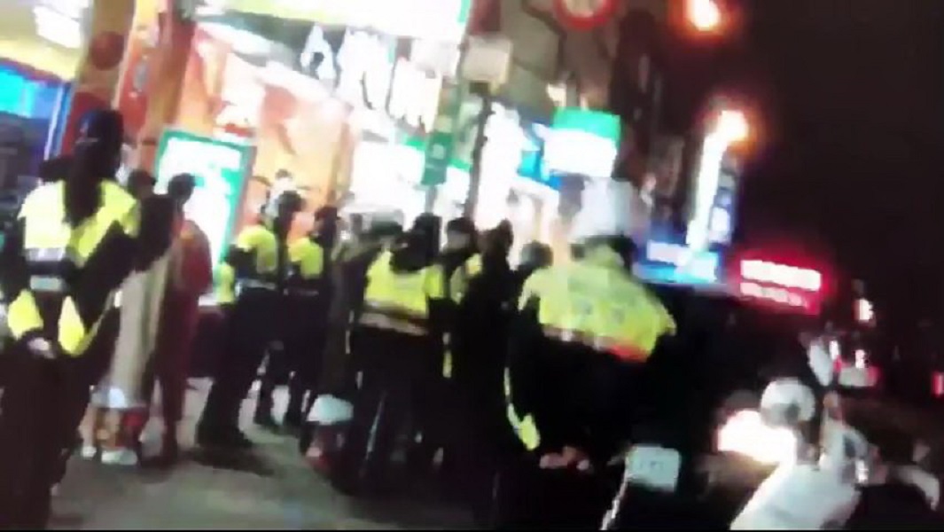 ▲中市二分局今凌晨啟動快打機制，以優勢警力處理街頭鬥毆（圖／警方提供）