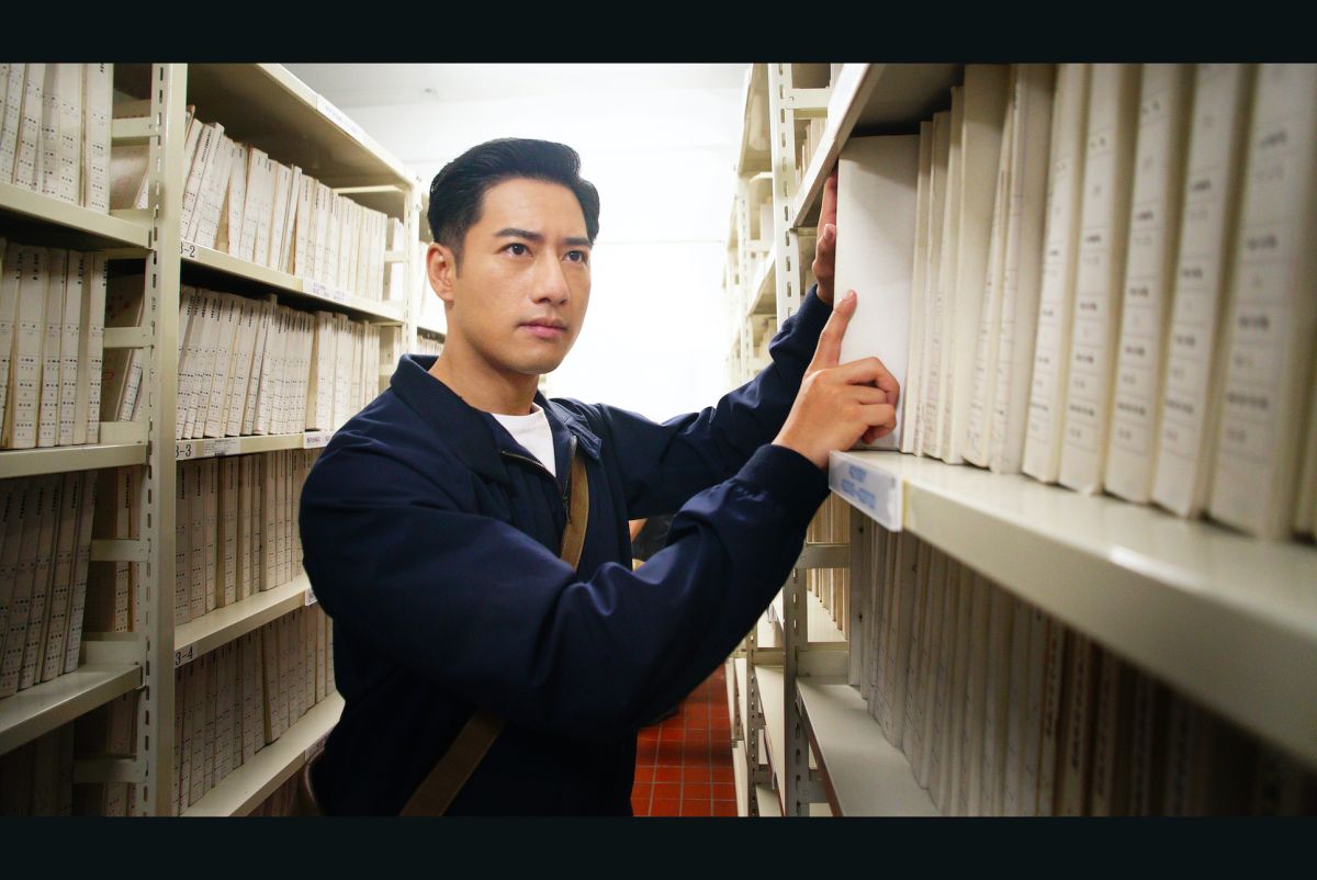 ▲周孝安在《國際橋牌社》飾演侍衛官。（圖／friDay影音提供）