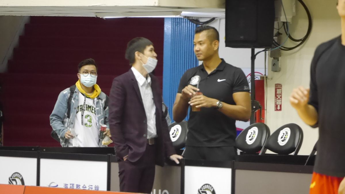 黑人陳建州現身寶島夢想家賽前練習。（圖／吳政紘攝）