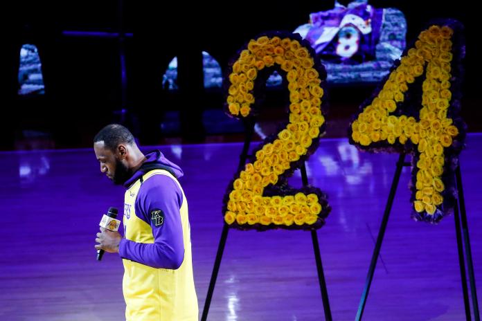 ▲LeBron James悼念Kobe Bryant。（圖／美聯社／達志影像）
