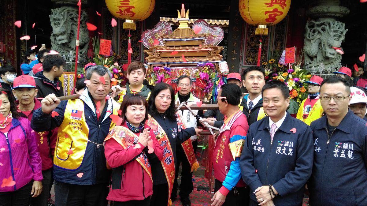 ▲溪北六興宮正黑面三媽元宵節將遶境會香，巡視地方驅除邪煞、祈求合境平安。（圖/記者邱嘉琪攝，資料照片）