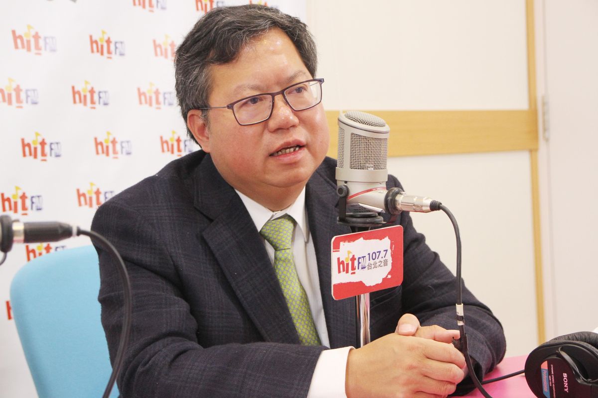 ▲鄭文燦說，採取實名制買口罩的作法，可以考慮用健保卡或身份證限購管制避免搶購，「在技術上是做得到的，總比每天去搶購來得好。」（圖／「Hit Fm《周玉蔻嗆新聞》製作單位提供」）