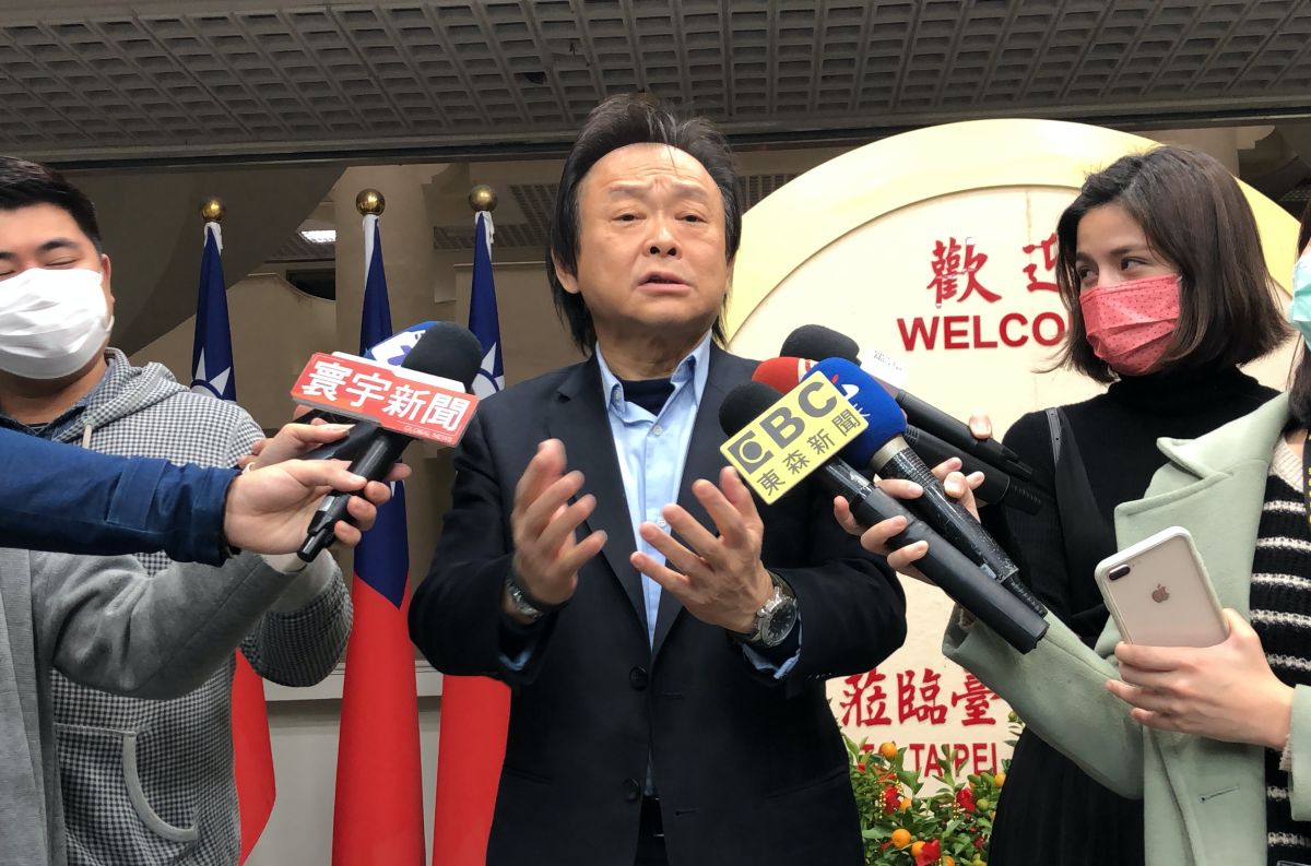 ▲柯黑大將、民進黨台北市議員王世堅表示，台灣的政治人物取代性高，最不缺的就是政治人物，應此他認為應該最後再施打疫苗，且他也會以身作則。（資料照／記者丁上程攝）