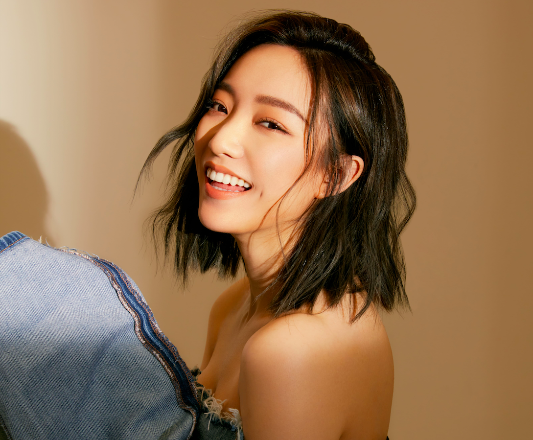 ▲閻奕格推出EP《少了一件牛仔褲》。（圖／華研國際提供）