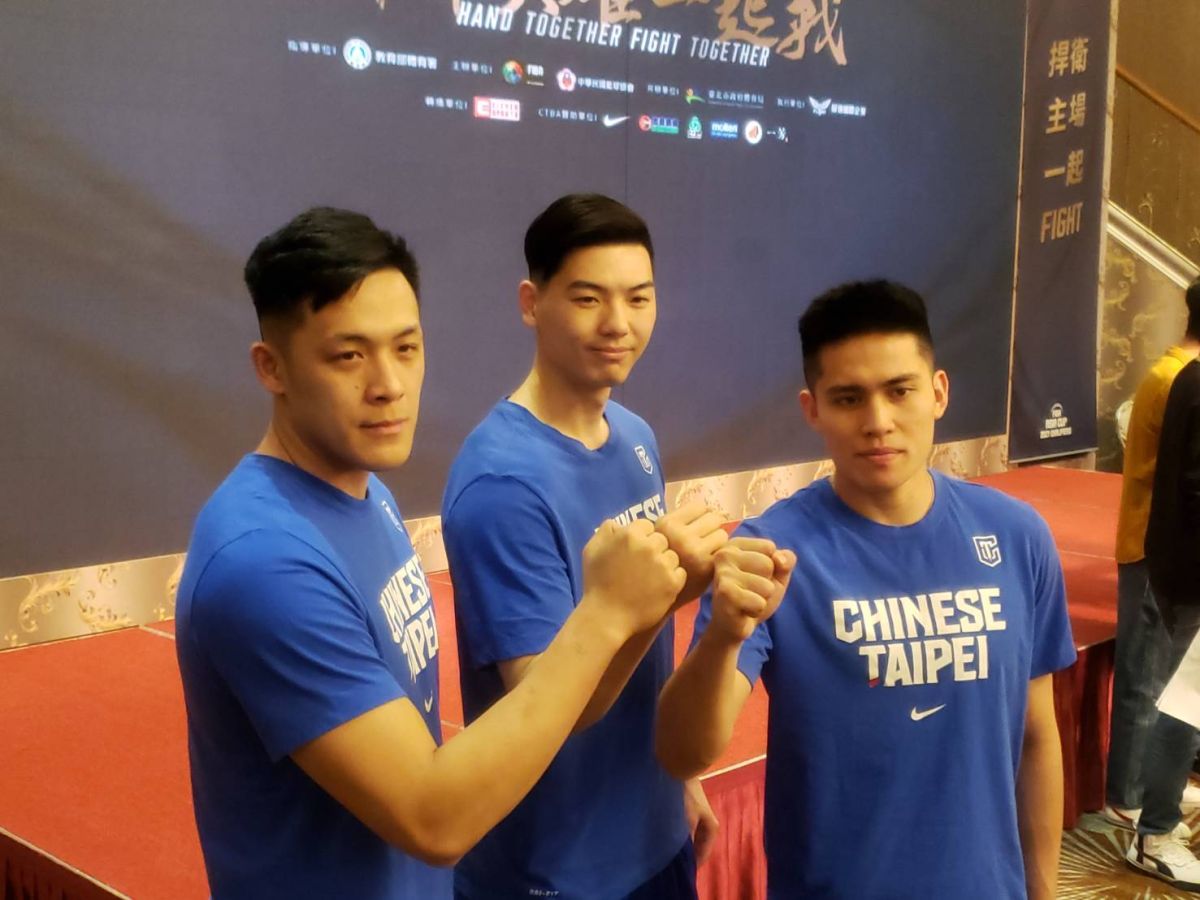 亞洲盃男籃資格賽將開打，3位CBA球員陳盈駿(右)、胡瓏貿和周儀翔，趕回來參加中華隊集訓。（圖／黃建霖攝）