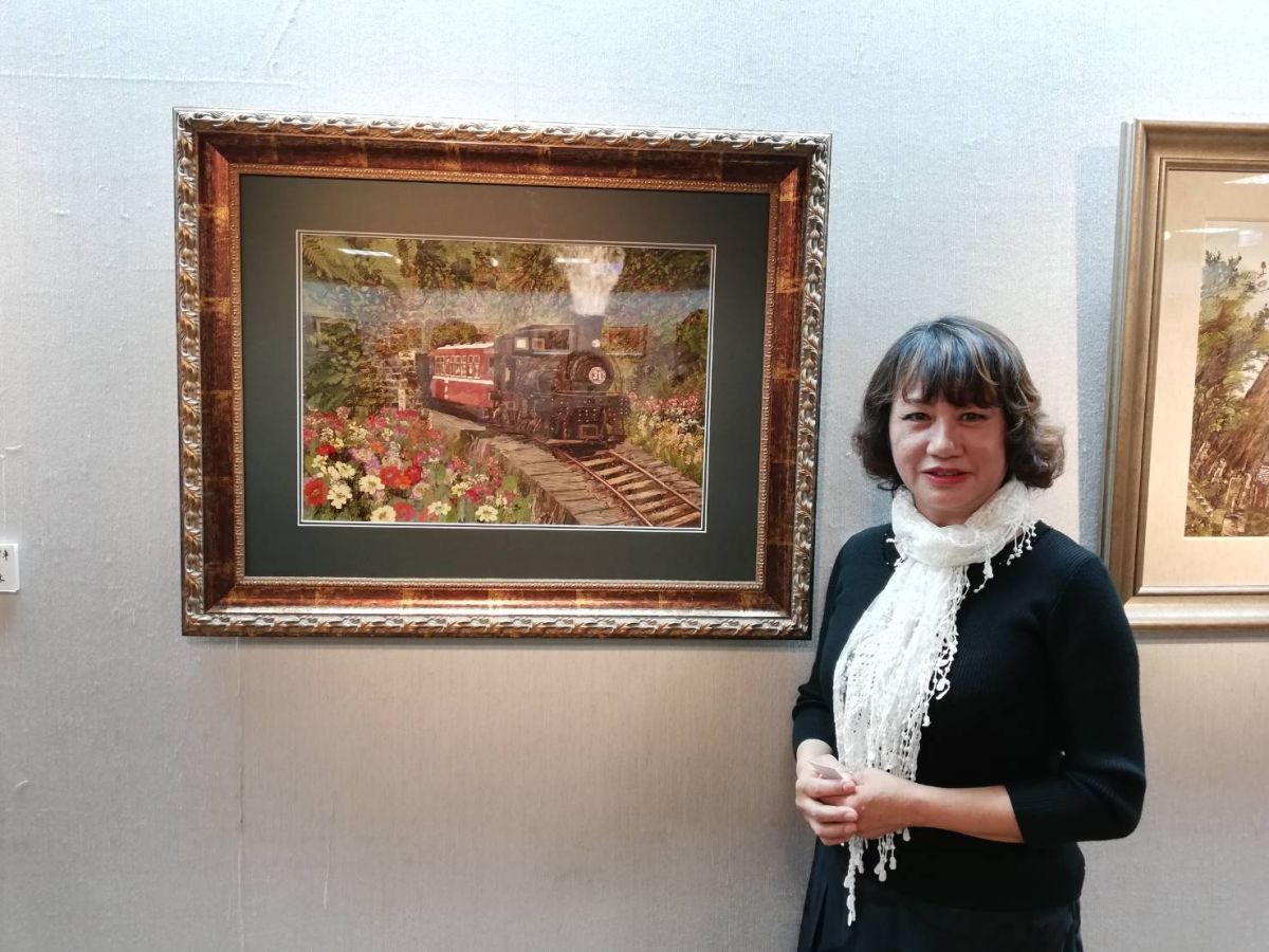 ▲阿里山森鐵是黃鈺婷成長記憶，亦在創作中呈現。（圖/記者邱嘉琪攝，2020.02.13）