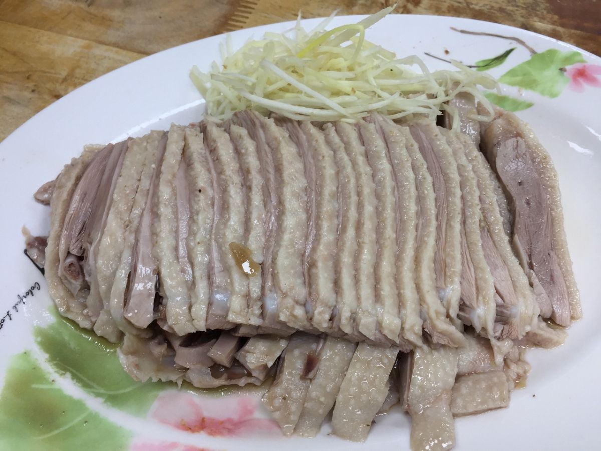 ▲軟Q、滑嫩的鵝肉，是民雄人的家鄉味。（圖／記者陳惲朋攝)