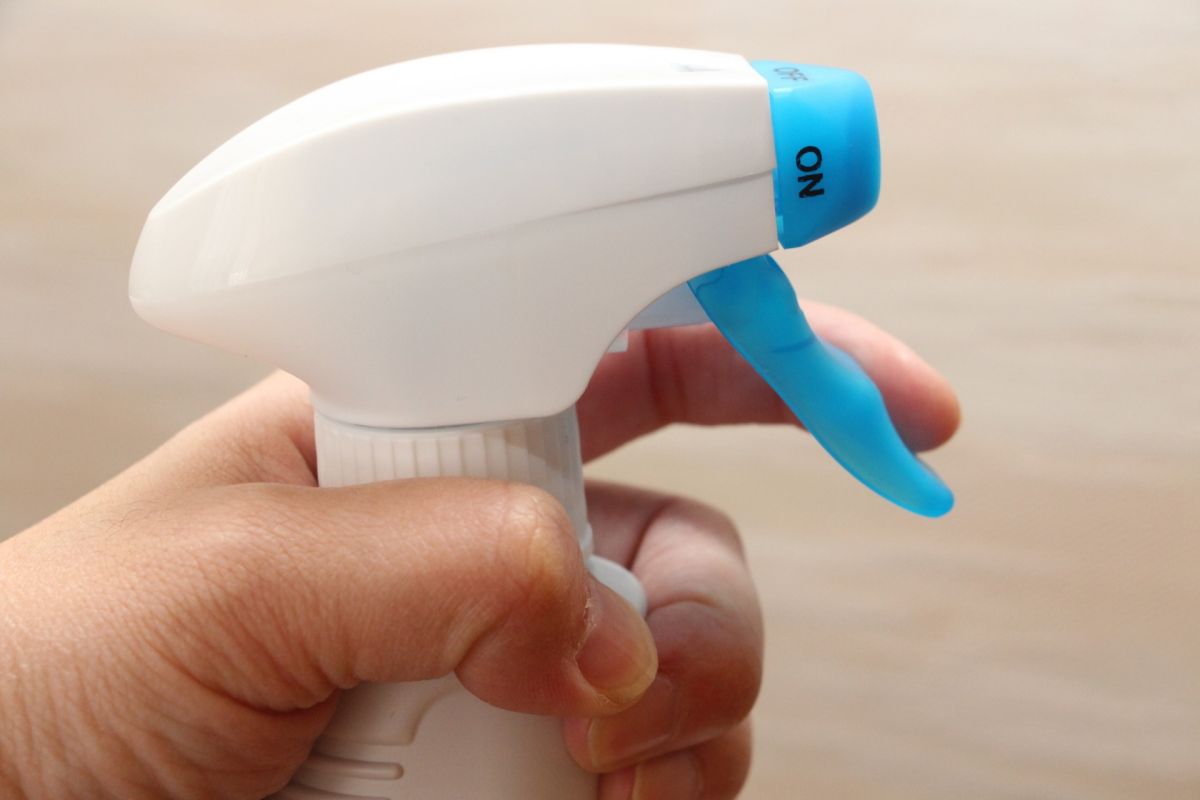 ▲醫師提醒，漂白水分裝時切忌用飲料瓶。（示意圖／取自 photoAC ）