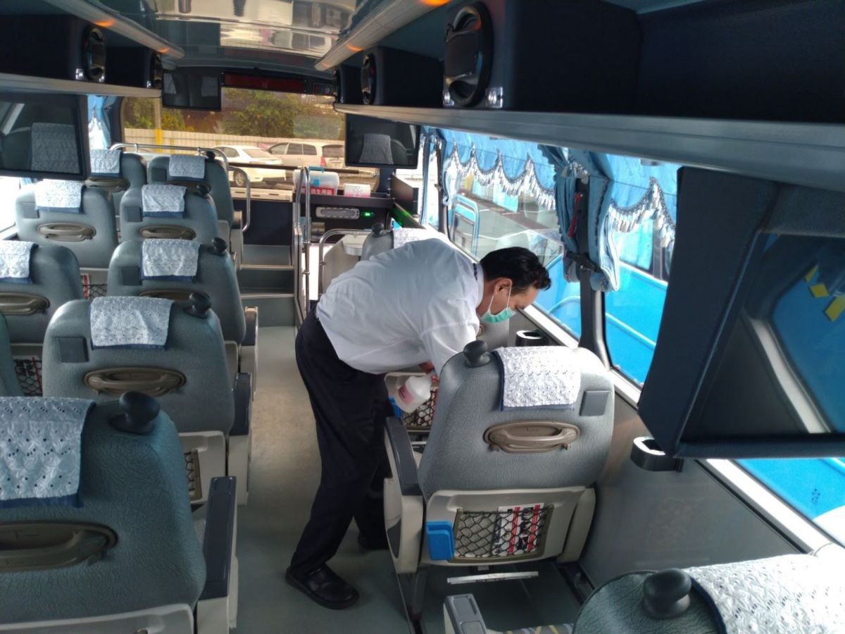 ▲臺北區監理所已要求各客運業者做好各項防疫的準備，增加消毒的頻率。（圖／臺北區監理所提供）